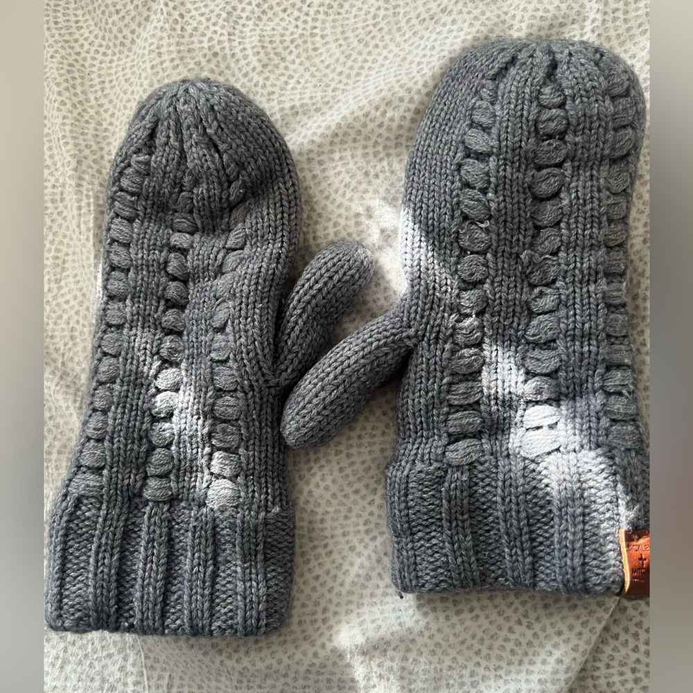 Bickley and Mitchell mittens